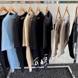 4B collection looking slick at our favourite menswear store in Mudgee @choiceapparelmudgee 🙌  if you’re in the area these holidays make sure to check it out! 
⠀⠀⠀⠀⠀⠀⠀⠀⠀
.
.
.
 #mensclothing #mensfashion #mensstyle #basics #essentials #streetwear #mensstreetwear #4blabel #burgessbrothers #loungewear #wardrobeessentials #wardrobestaples #menswear #streetstyle #ootd #instastyle